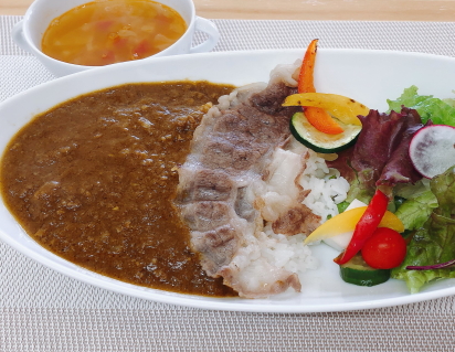 あか牛キーマカレー